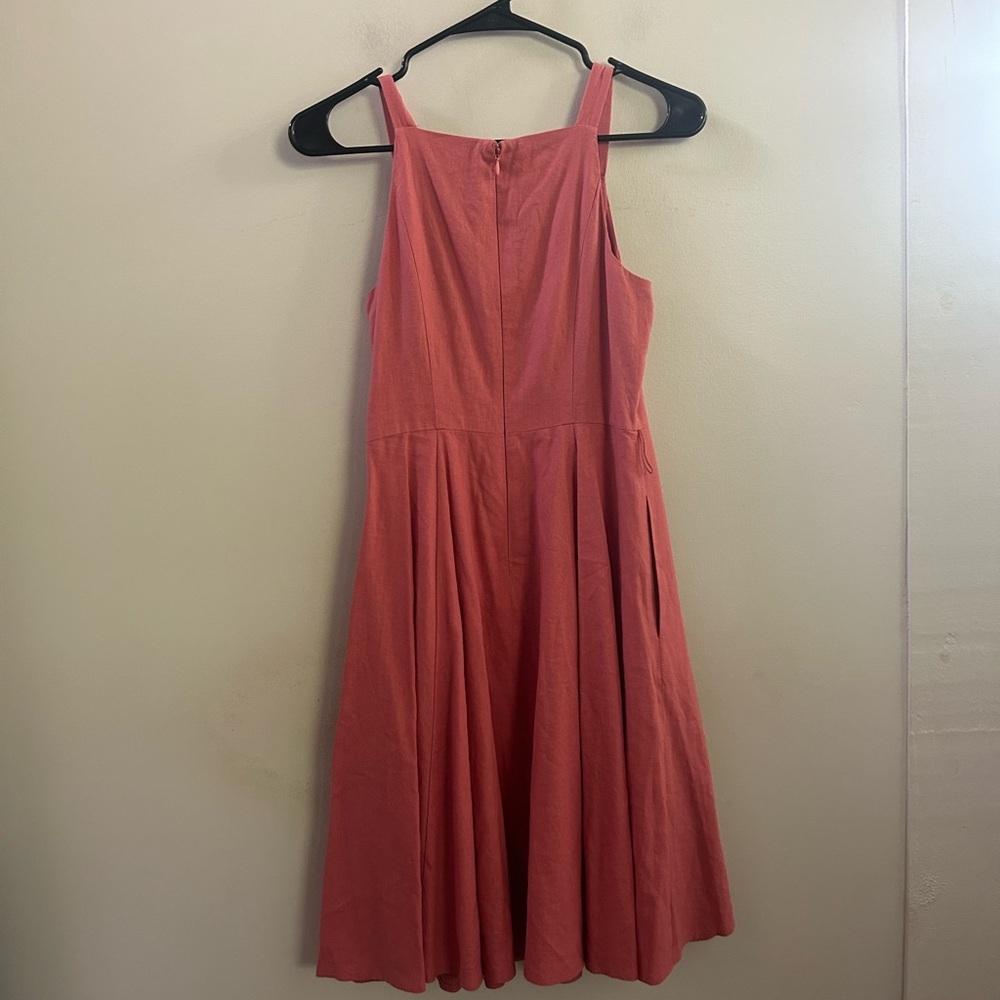 Gal Meets Glam Ruth Linen Dress - Picture 6 of 6